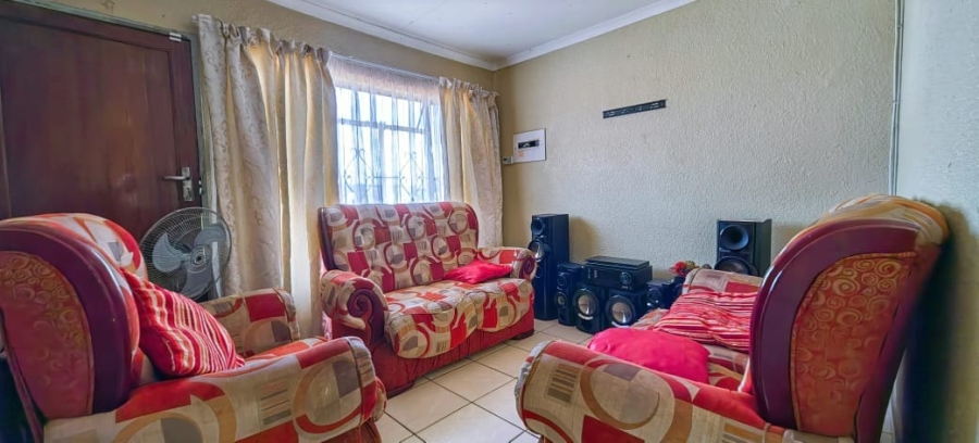 2 Bedroom Property for Sale in Promosa North West